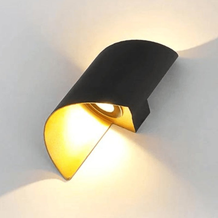 Arandela de Parede para Exterior com LED em Formato Espiral